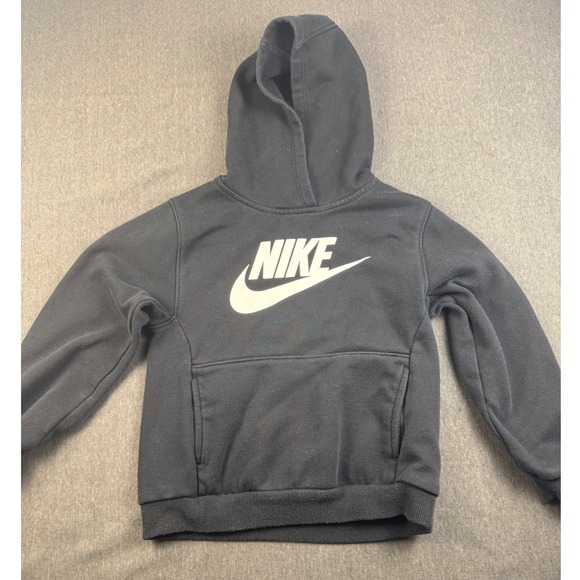 Nike Kids Pullover Hoodie Sweatshirt Black Graphic Logo‎ Size 6-7 Years - Picture 2 of 7